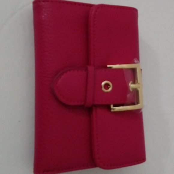 Steve Madden Bellison Fuchsia Flap Wallet - Picture 10 of 13